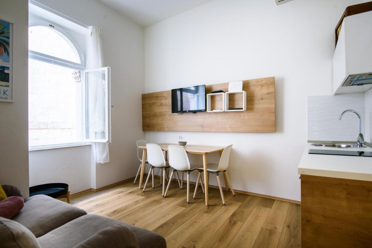 Street Buzz Old Town Apartment By Duhomes Dubrovník Exteriér fotografie